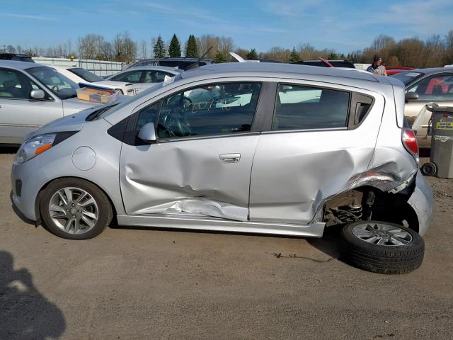 KL8CK6S00GC580651 - 2016 CHEVROLET SPARK EV 1 银色 照片 9