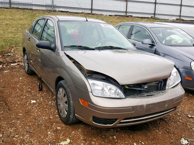 1FAFP34N35W293870 - 2005 FORD FOCUS ZX4 TAN photo 1