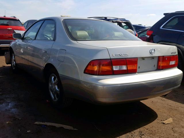 JT8BF28GXW5016429 - 1998 LEXUS ES 300 BEIGE photo 3