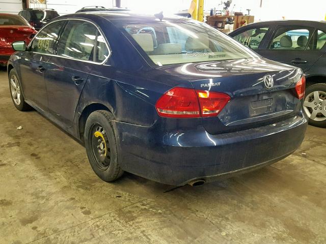 1VWBT7A34EC088362 - 2014 VOLKSWAGEN PASSAT SE BLUE photo 3