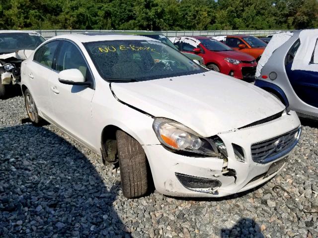 YV1622FSXC2108931 - 2012 VOLVO S60 T5 WHITE photo 1