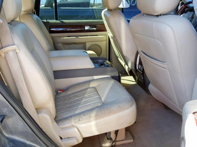 5LMFU28R44LJ32933 - 2004 LINCOLN NAVIGATOR 石墨色 照片 6