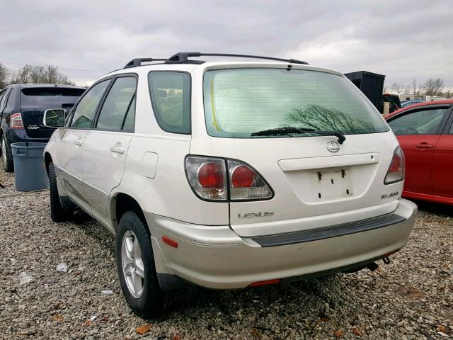 JTJGF10U310091382 - 2001 LEXUS RX 300 WHITE photo 3