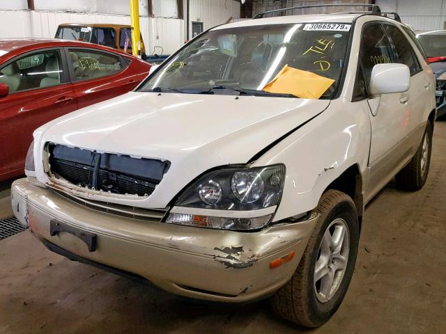 JT6HF10U6X0042393 - 1999 LEXUS RX 300 WHITE photo 2