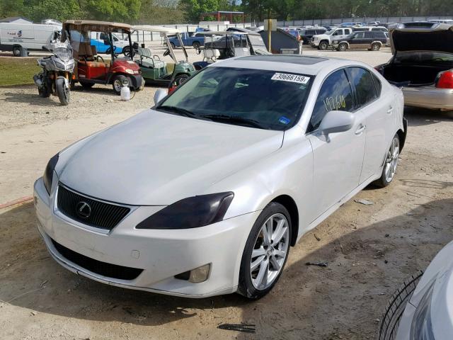 JTHBK262475030878 - 2007 LEXUS IS 250 WHITE photo 2