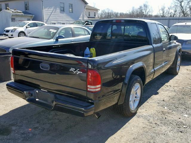 1B7GL22Z0YS589760 - 2000 DODGE DAKOTA BLACK photo 4