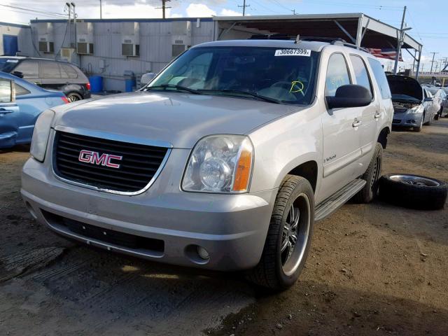 1GKFC13J07R414742 - 2007 GMC YUKON GOLD photo 2