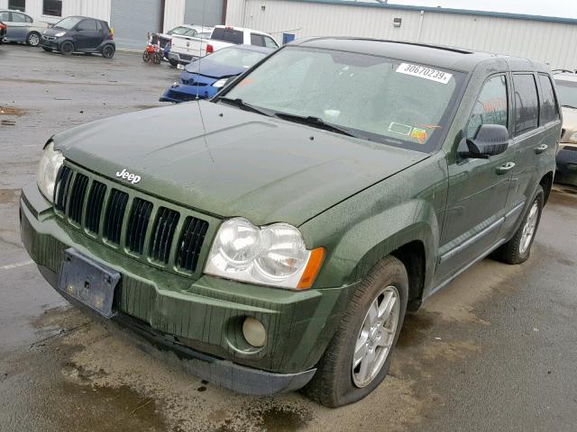 1J8GR48K17C554800 - 2007 JEEP GRAND CHER GREEN photo 2