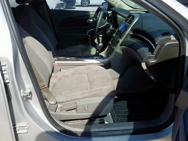 1G11B5SA4DF353838 - 2013 CHEVROLET MALIBU LS SILVER photo 5
