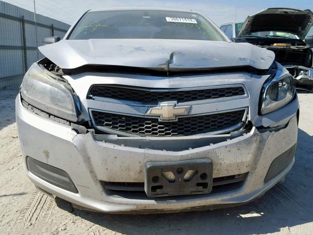 1G11B5SA4DF353838 - 2013 CHEVROLET MALIBU LS SILVER photo 9