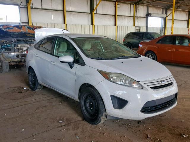 3FADP4AJ9CM137859 - 2012 FORD FIESTA S WHITE photo 1