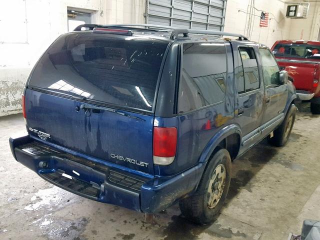 1GNDT13W62K207649 - 2002 CHEVROLET BLAZER BLUE photo 4