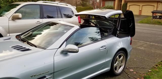 WDBSK74F03F039908 - 2003 MERCEDES-BENZ SL 55 AMG GRAY photo 1