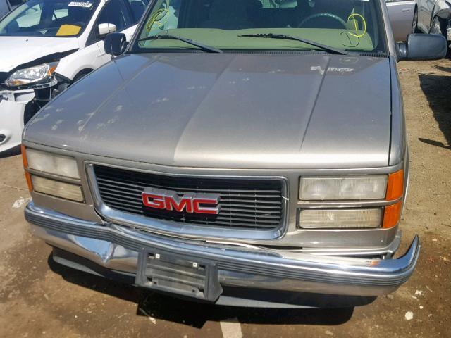 1GKEC13R0XJ800304 - 1999 GMC YUKON GOLD photo 9