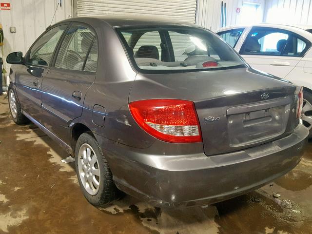 KNADC125536223673 - 2003 KIA RIO GRAY photo 3