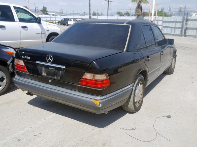 WDBEA32E8SC255394 - 1995 MERCEDES-BENZ E 320 BASE BLACK photo 4