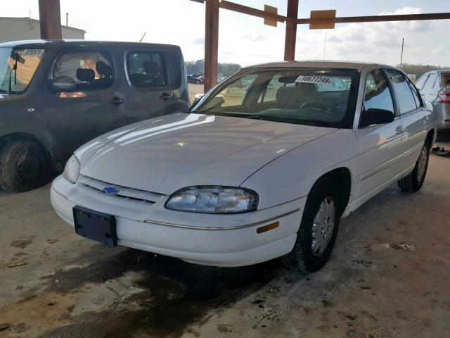 2G1WL52M7T1140353 - 1996 CHEVROLET LUMINA WHITE photo 2