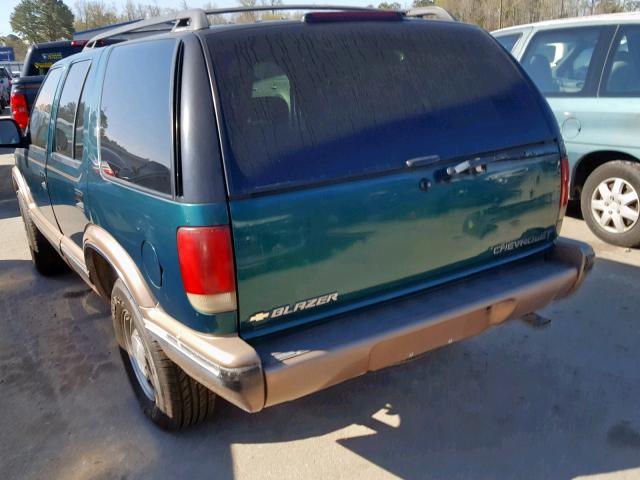 1GNDT13W7T2147561 - 1996 CHEVROLET BLAZER GREEN photo 3