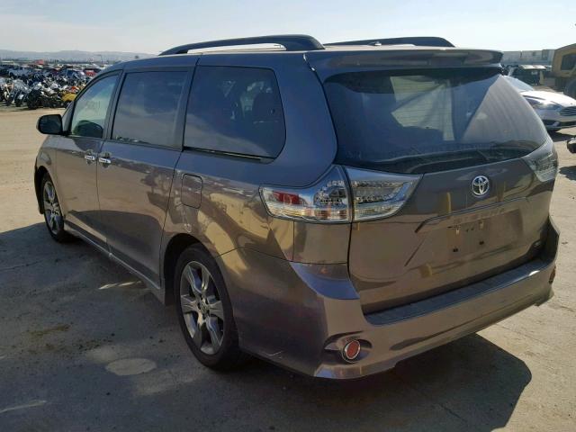 5TDXK3DC2FS675868 - 2015 TOYOTA SIENNA SPO GRAY photo 3