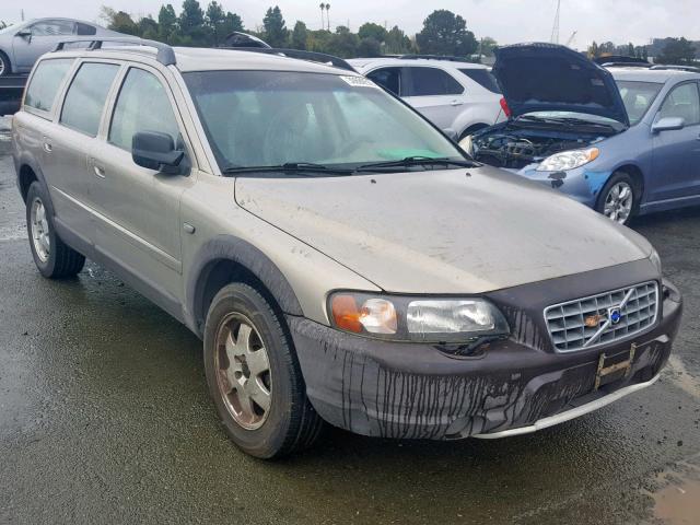 YV1SZ58D011045464 - 2001 VOLVO V70 XC BROWN photo 1