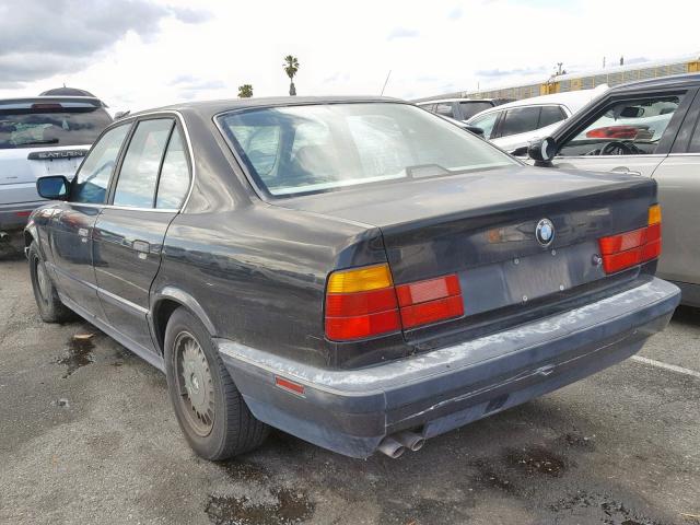 WBAHC1311LBC91850 - 1990 BMW 525 I BLACK photo 3