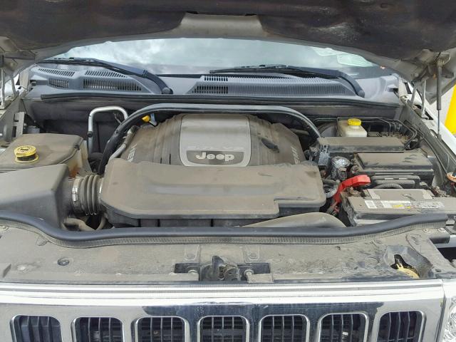 1J8HG58287C553191 - 2007 JEEP COMMANDER SILVER photo 7