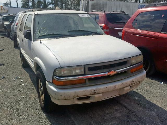 1GNDT13X25K122093 - 2005 CHEVROLET BLAZER WHITE photo 1