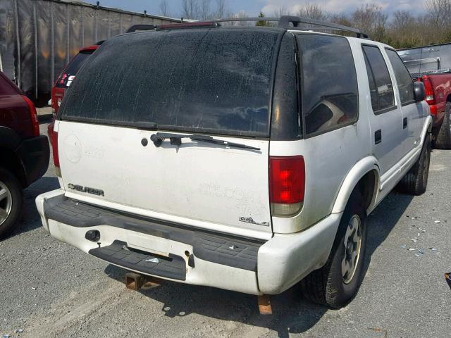 1GNDT13X25K122093 - 2005 CHEVROLET BLAZER WHITE photo 4