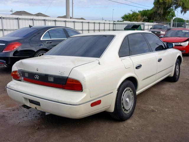 JNKNG01DXRM259506 - 1994 INFINITI Q45 WHITE photo 4