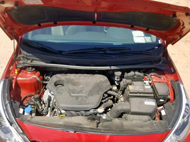 KMHCT4AE8HU291532 - 2017 HYUNDAI ACCENT SE RED photo 7