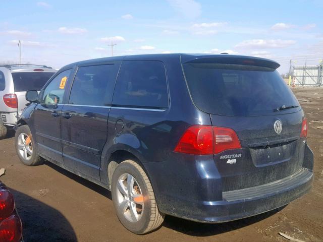 2V4RW3D16AR294964 - 2010 VOLKSWAGEN ROUTAN SE BLACK photo 3