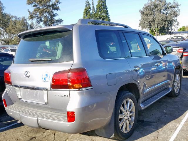 JTJHY00W184002793 - 2008 LEXUS LX 570 SILVER photo 4