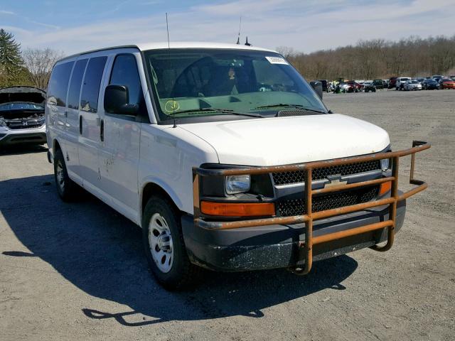 1GNSHBF42B1125433 - 2011 CHEVROLET EXPRESS G1 WHITE photo 1