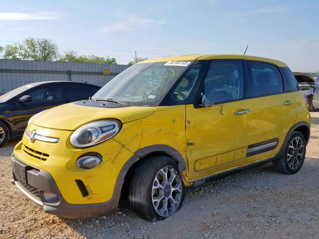 ZFBCFADH0FZ031175 - 2015 FIAT 500L TREKK YELLOW photo 2