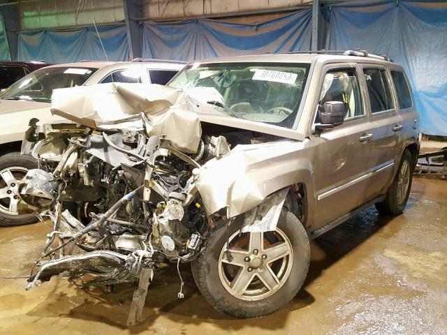 1J8FF48W78D638929 - 2008 JEEP PATRIOT LI GOLD photo 2