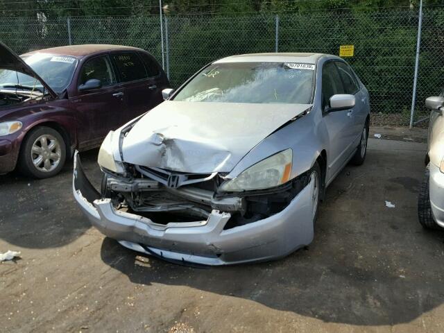 1HGCM56663A010784 - 2003 HONDA ACCORD EX SILVER photo 2