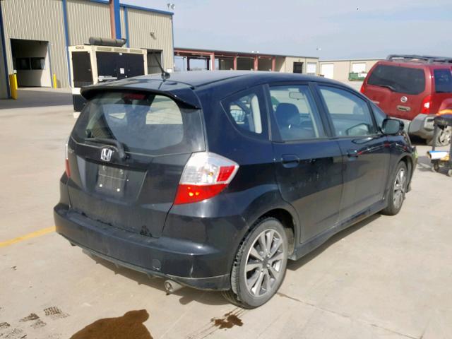 JHMGE8H5XDC015672 - 2013 HONDA FIT SPORT BLACK photo 4