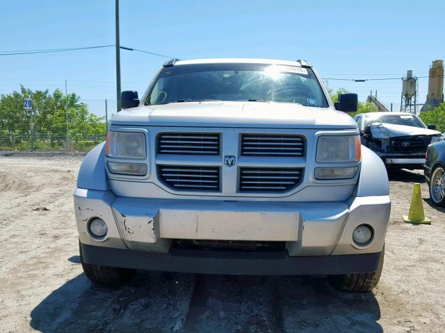 1D4PT4GK1BW604826 - 2011 DODGE NITRO HEAT GRAY photo 9