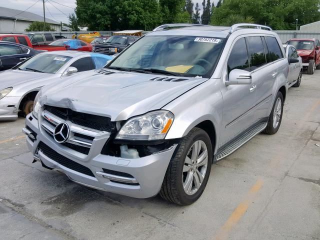 4JGBF7BE3CA762709 - 2012 MERCEDES-BENZ GL 450 4MA SILVER photo 2