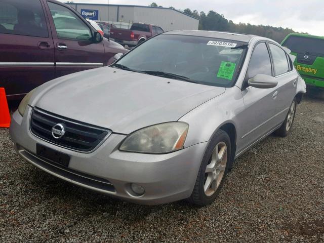 1N4BL11D52C118382 - 2002 NISSAN ALTIMA SE SILVER photo 2