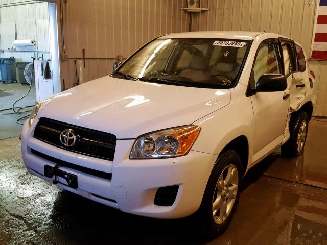 JTMBF33V395004852 - 2009 TOYOTA RAV4 WHITE photo 2