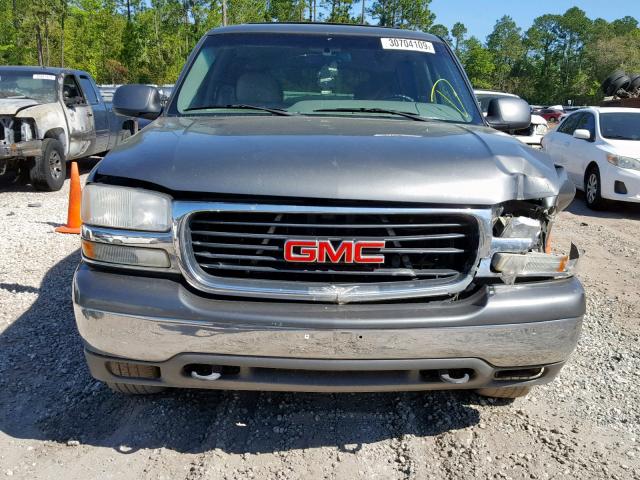 1GKEC13ZX2J160272 - 2002 GMC YUKON GRAY photo 9