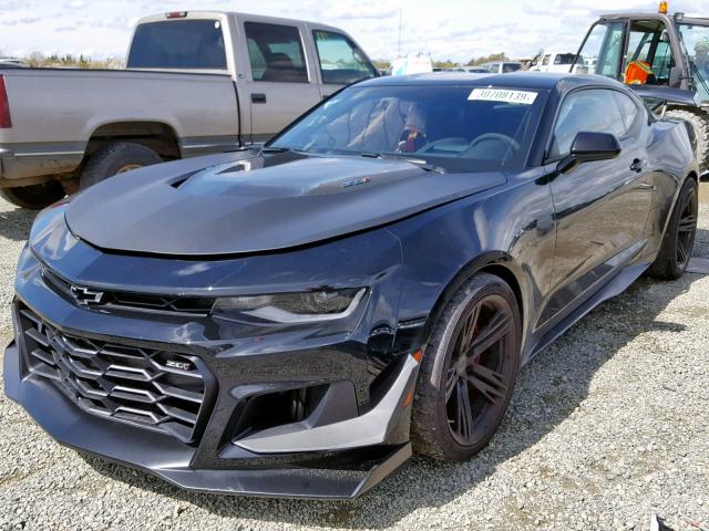 1G1FJ1R62J0177566 - 2018 CHEVROLET CAMARO ZL1 黑色 照片 2