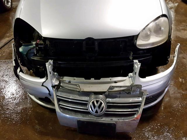 3VWSG71K06M666629 - 2006 VOLKSWAGEN JETTA 2.5 SILVER photo 9