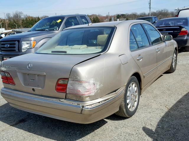 WDBJF65J6YB161832 - 2000 MERCEDES-BENZ E 320 GOLD photo 4