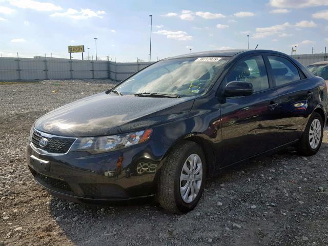 KNAFU4A24D5680836 - 2013 KIA FORTE EX BLACK photo 2