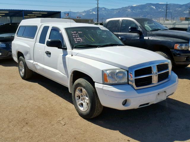 1D7HE42K07S112909 - 2007 DODGE DAKOTA SLT WHITE photo 1