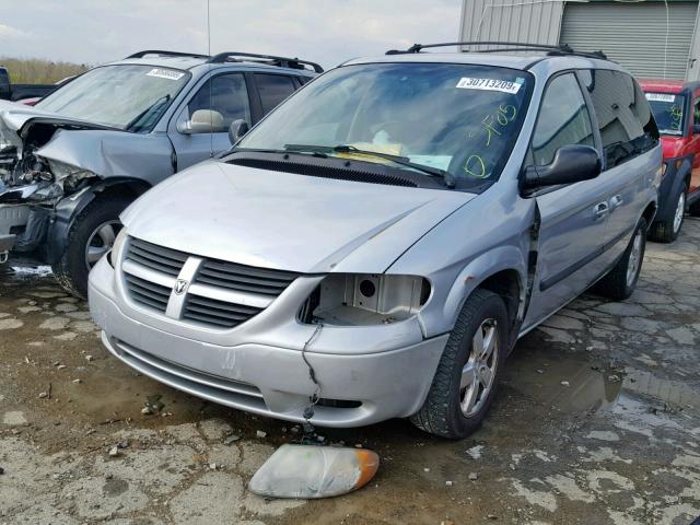 1D4GP45R75B410625 - 2005 DODGE CARAVAN SX SILVER photo 2