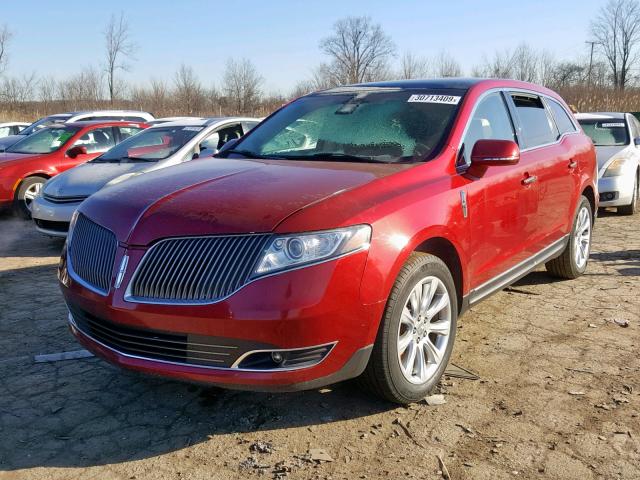 2LMHJ5FK4DBL50080 - 2013 LINCOLN MKT BURGUNDY photo 2