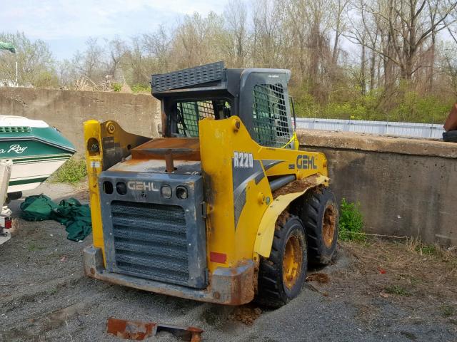 GHL0R220F00173985 - 2015 GEHL SKIDLOADER YELLOW photo 4